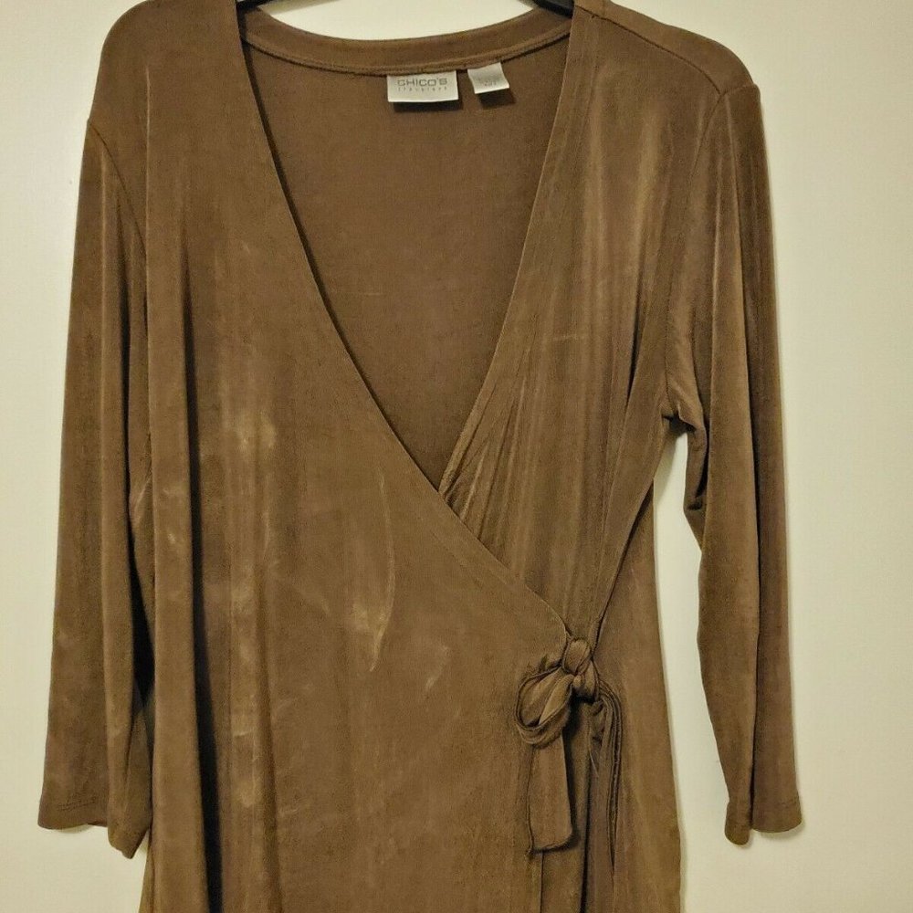 Chico's Travelers Brown Womens Wrap top size 2